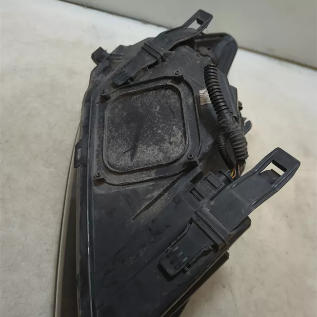 Proiettore sinistro Cornice nera