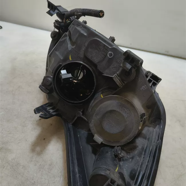 Proiettore sinistro Cornice nera