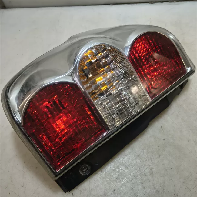 Fanale posteriore sinistro