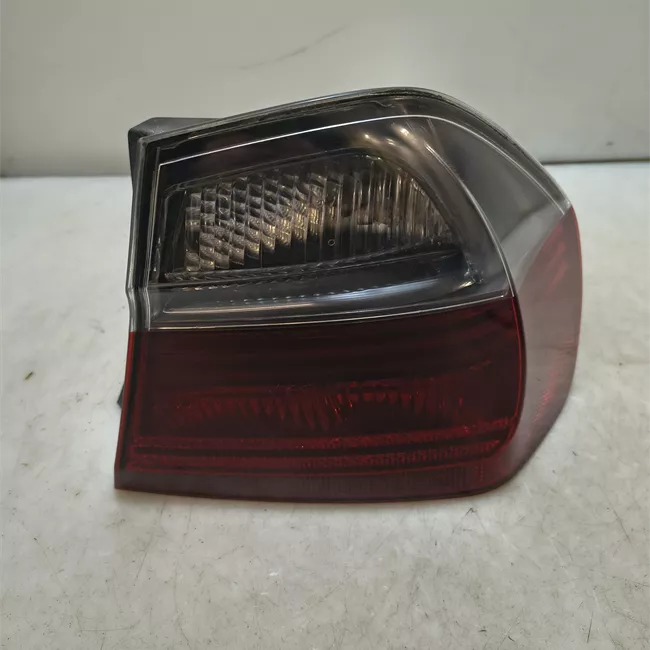 Fanale posteriore parte esterno destro