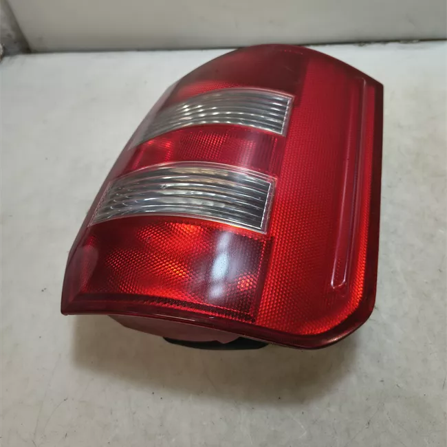 Fanale posteriore sinistro