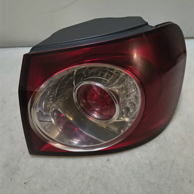 Fanale posteriore parte esterno destro