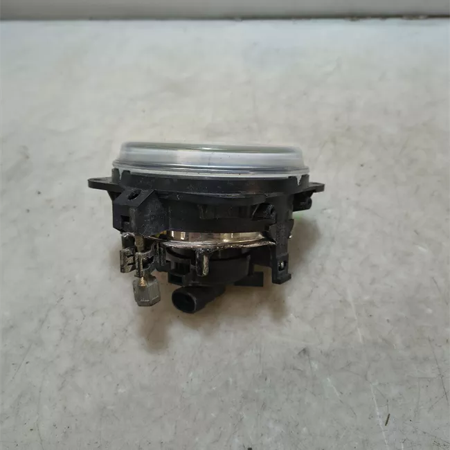 Proiettore fendinebbia destro