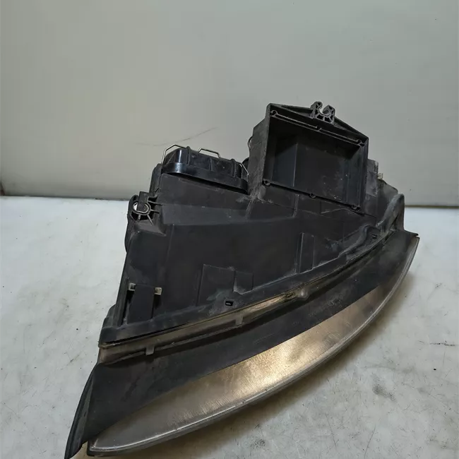 Proiettore destro regolazione altezza