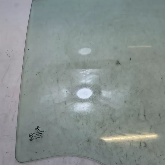 Scendente porta posteriore sinistro