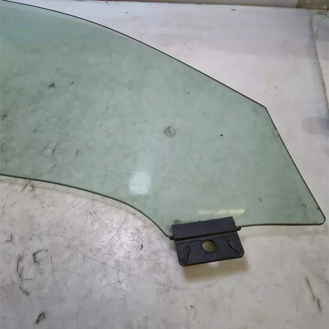 Scendente porta anteriore sinistro