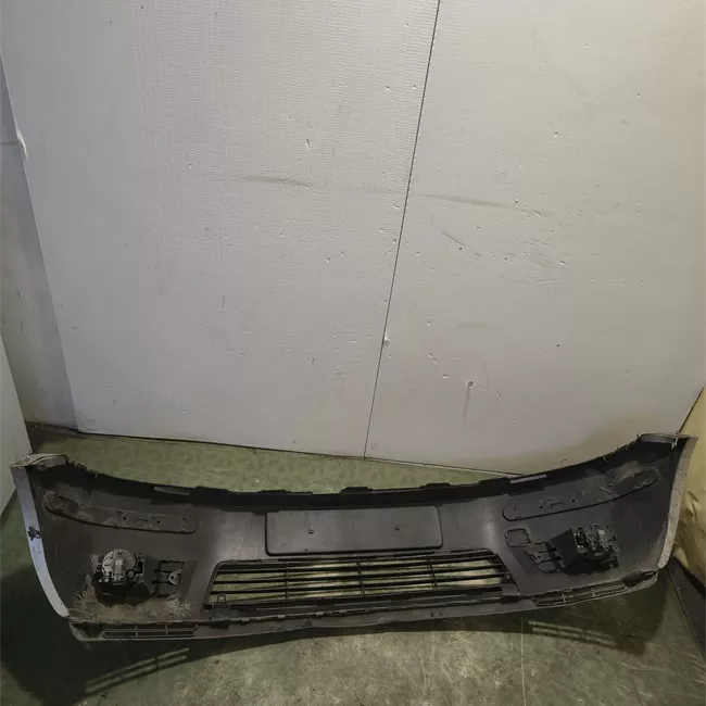 Paraurti anteriore con primer/serie 45