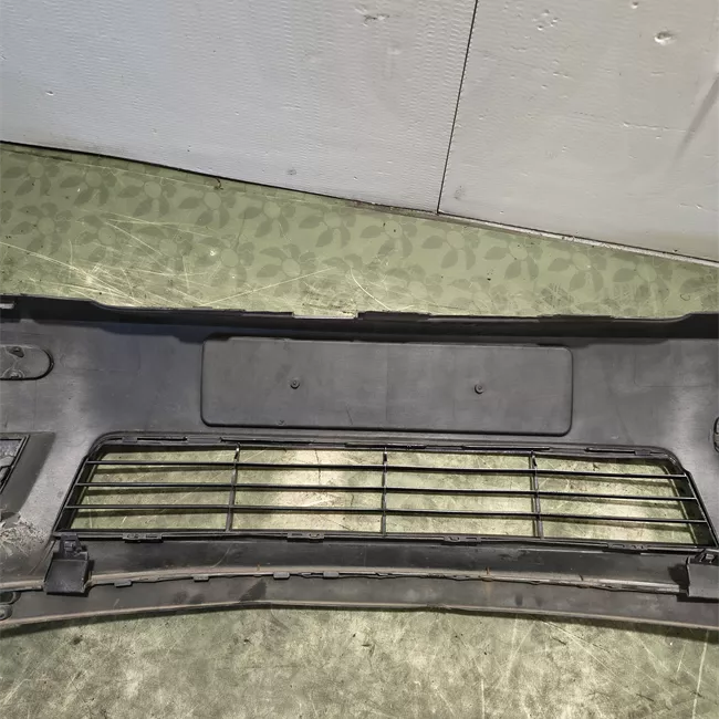 Paraurti anteriore con primer/serie 45