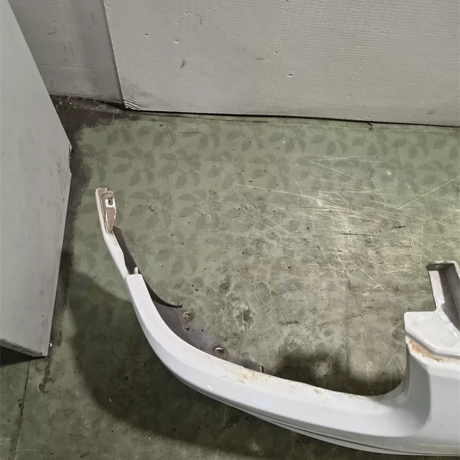 Paraurti anteriore t.4G000001>