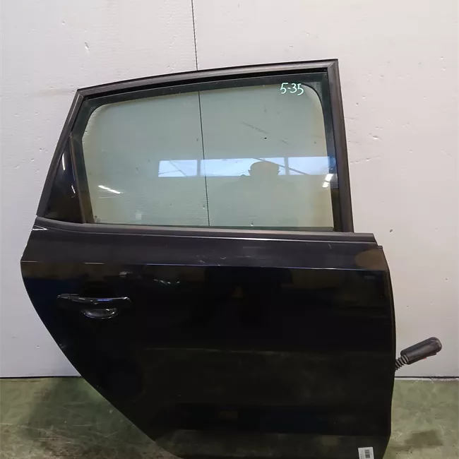 Porta posteriore destra