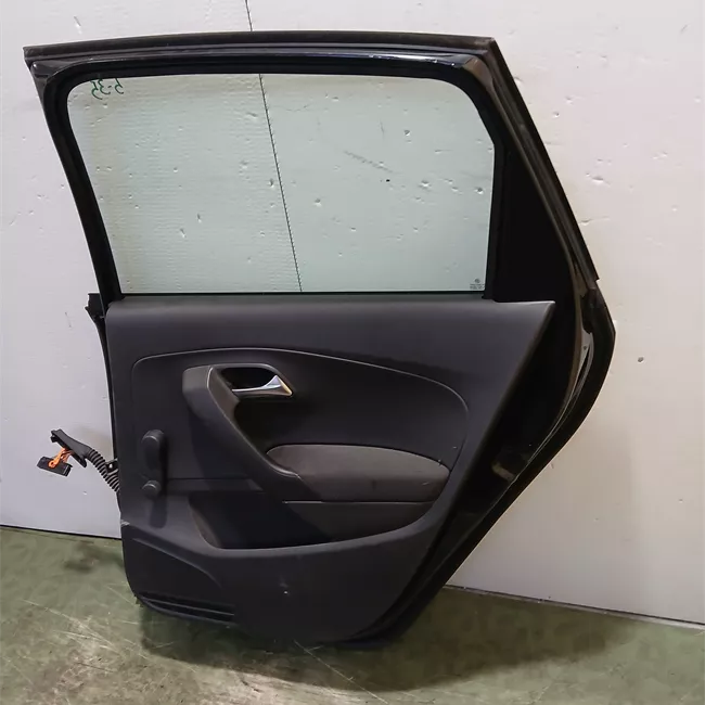 Porta posteriore destra