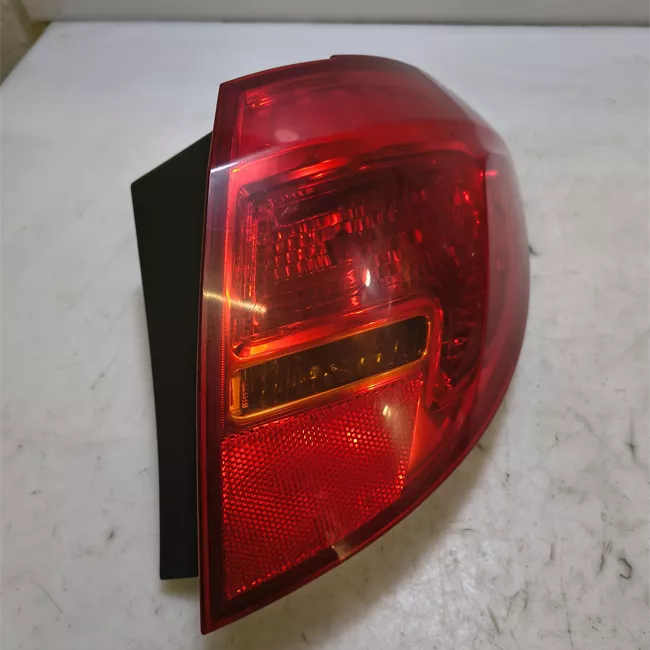 Fanale posteriore parte esterno destro