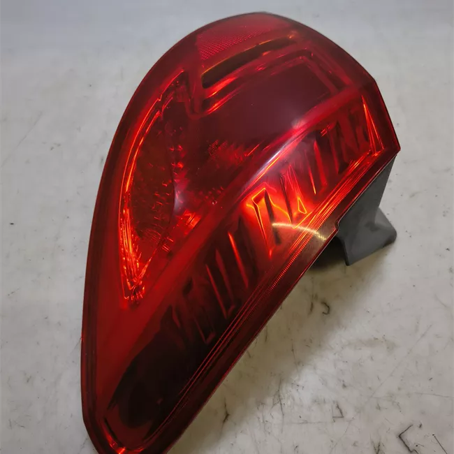 Fanale posteriore parte esterno destro