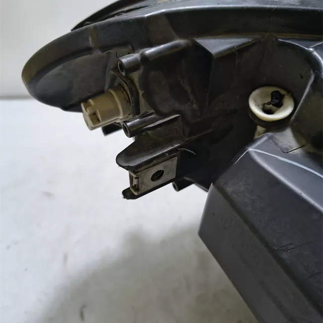 Proiettore sinistro Led