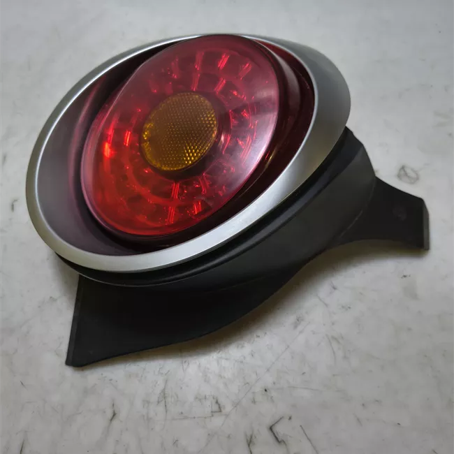 Fanale posteriore sinistro