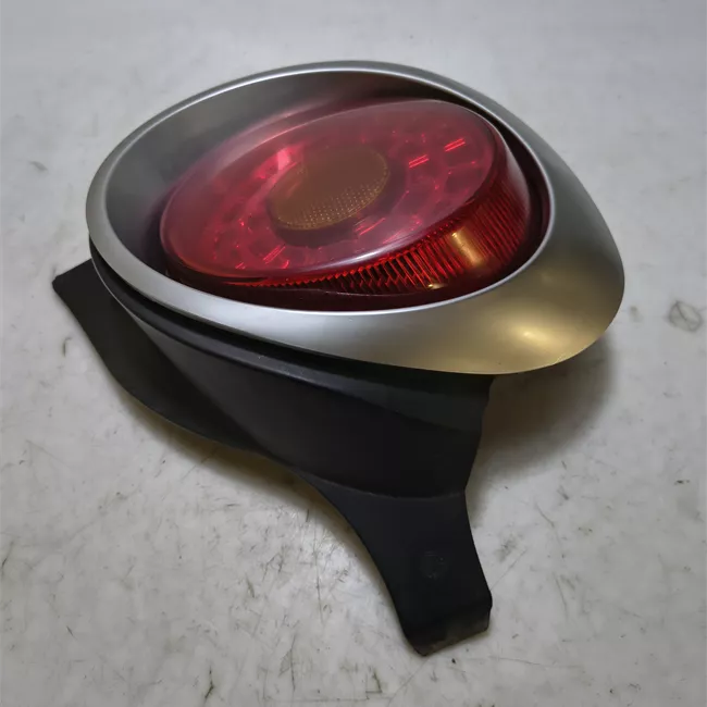 Fanale posteriore sinistro