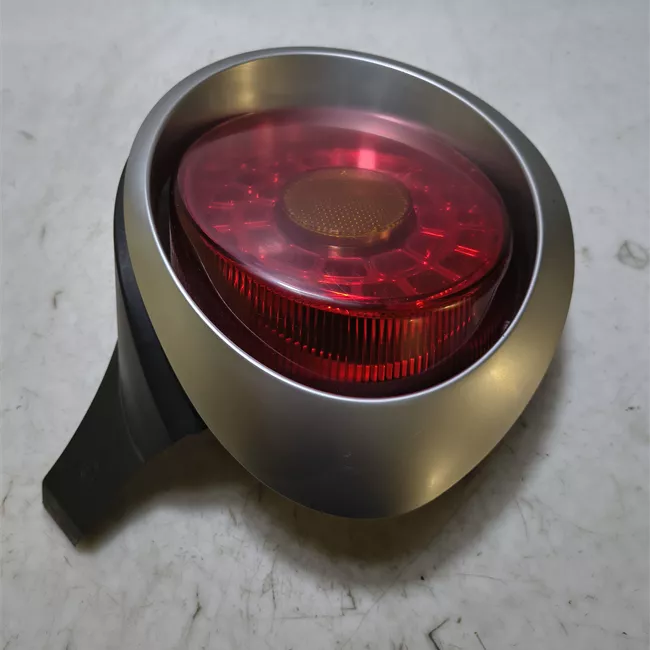 Fanale posteriore sinistro