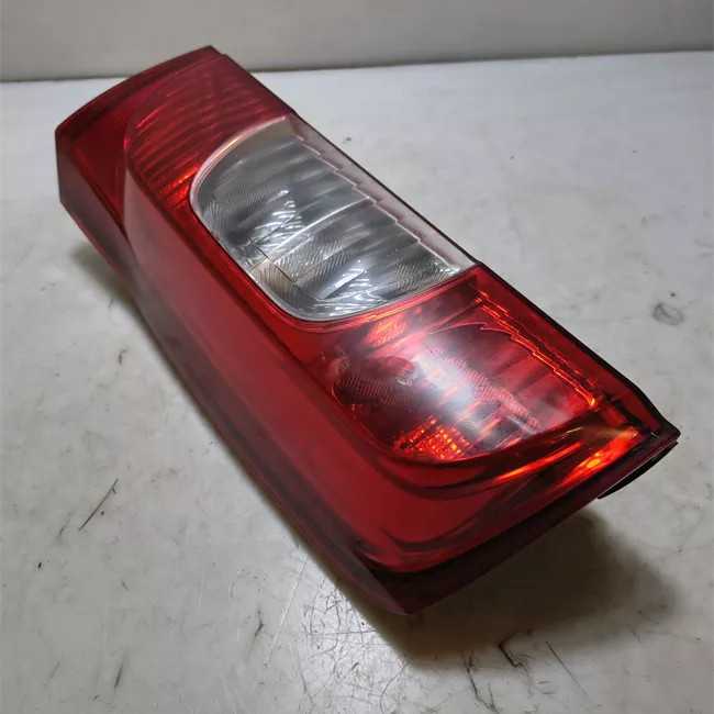 Fanale posteriore destro porta posteriore 2 battenti