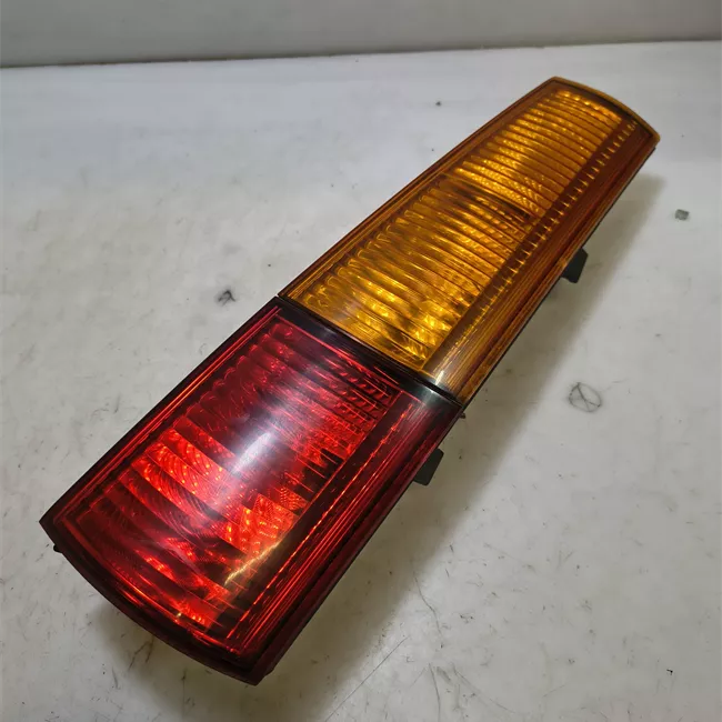 Fanale posteriore destro