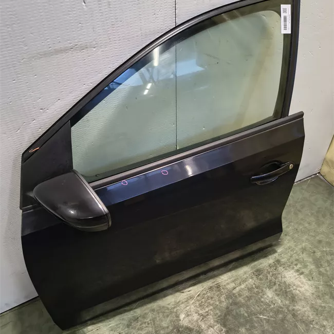 Porta anteriore sinistra