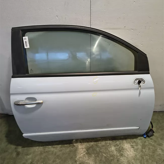 Porta anteriore destra