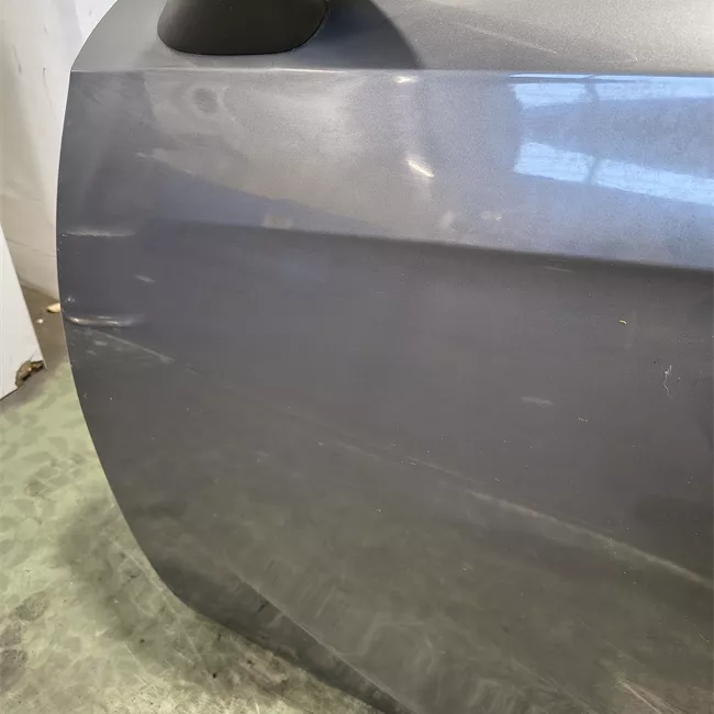 Porta anteriore sinistra