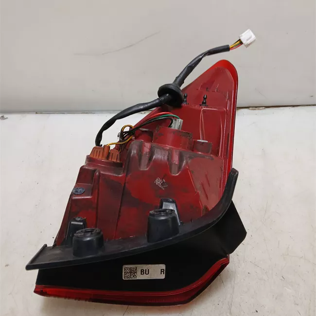 Fanale posteriore parte esterno destro