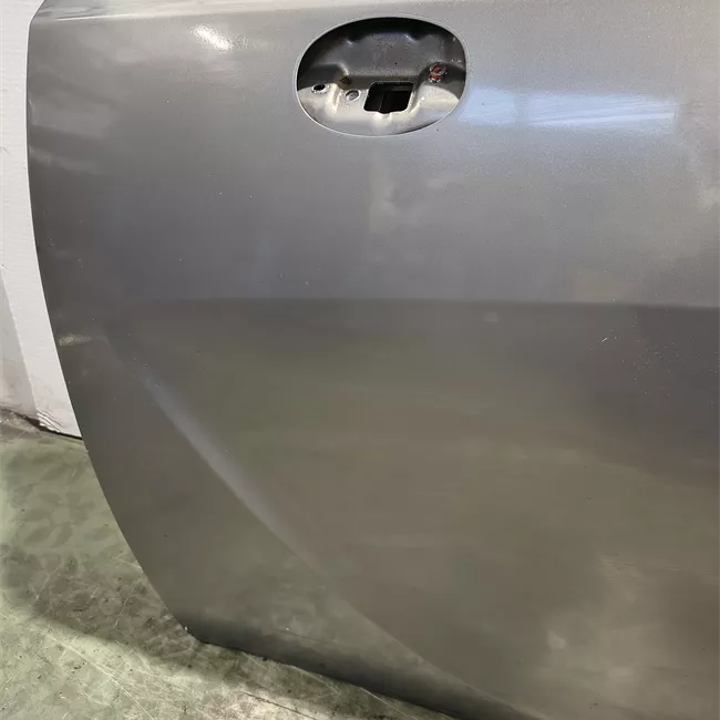 Porta anteriore sinistra