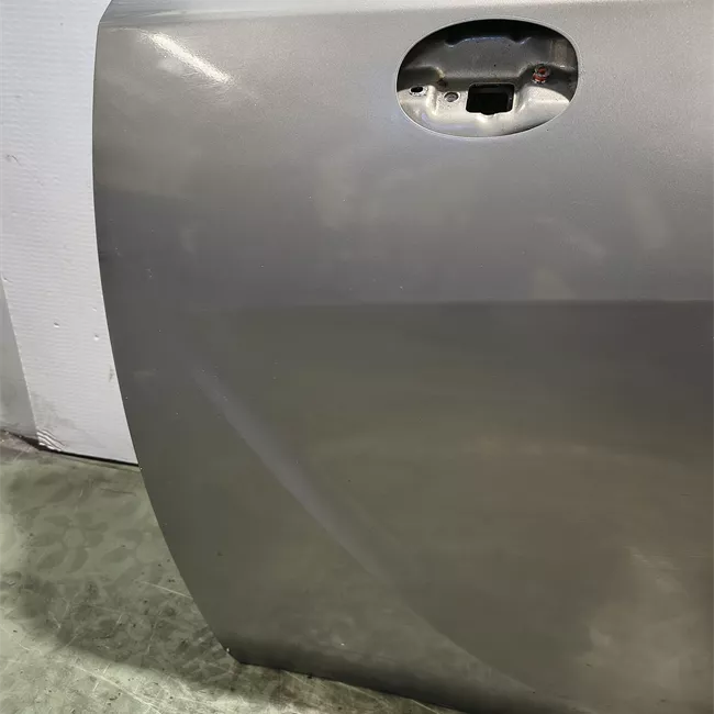 Porta anteriore sinistra