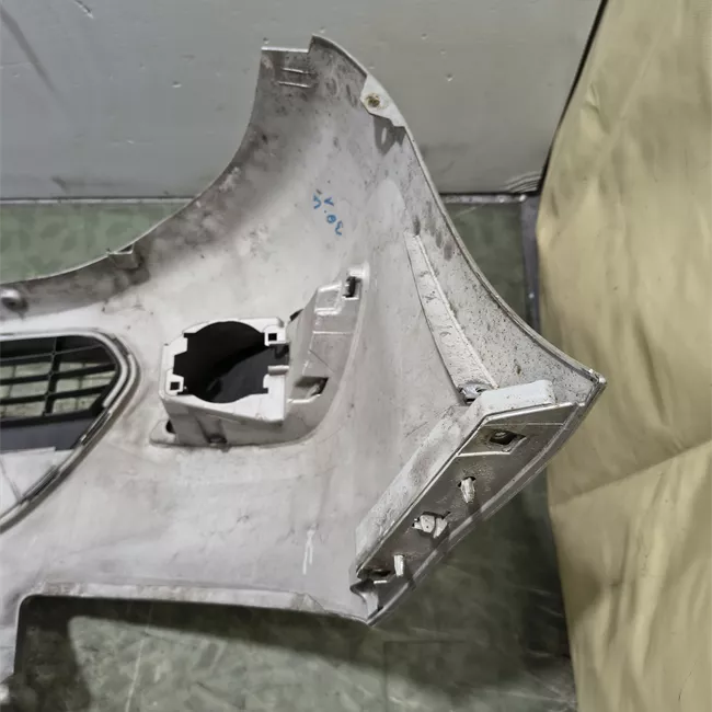 Paraurti anteriore primer