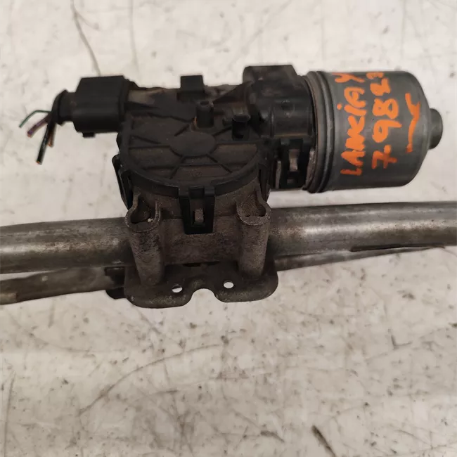 Meccanismo tergiparabrezza con motorino