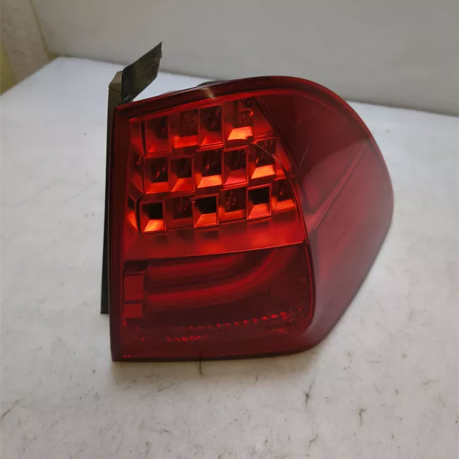 Fanale posteriore parte esterno destro