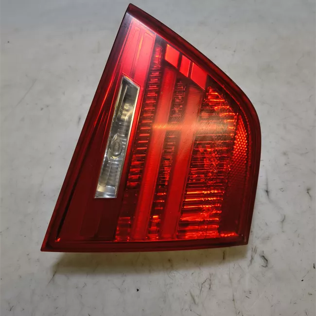 Fanale posteriore parte interno sinistro