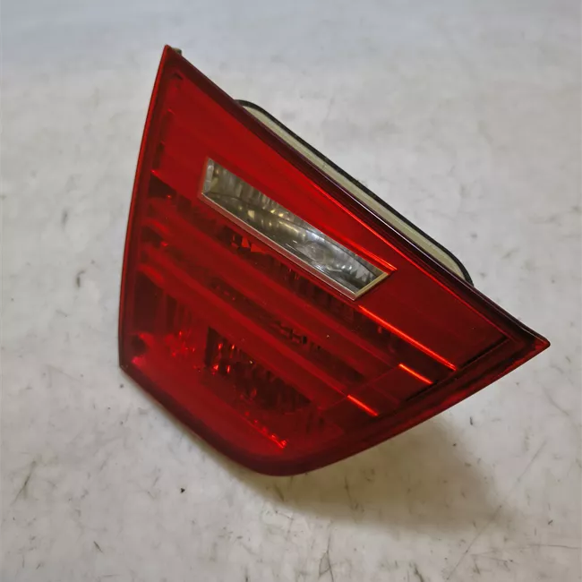 Fanale posteriore parte interno sinistro