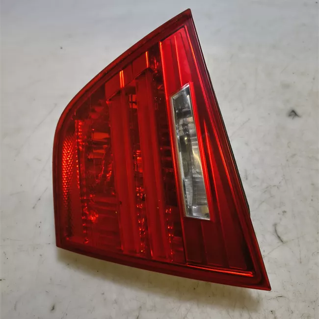 Fanale posteriore parte interno destro