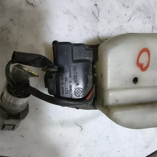 Serratura porta anteriore destra