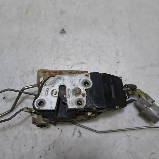 Serratura porta anteriore destra