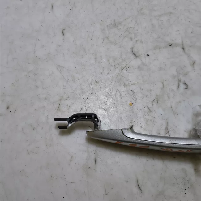 Maniglia porta anteriore destra