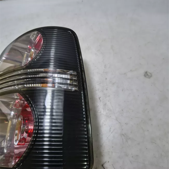 Fanale posteriore destro rosso