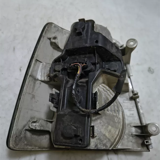 Fanale posteriore destro rosso