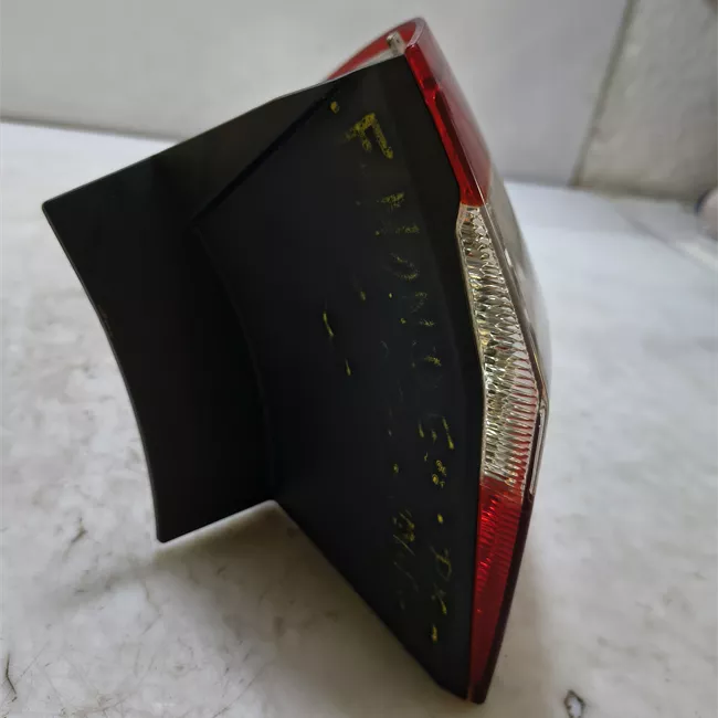 Fanale posteriore parte esterno destro