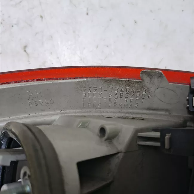 Fanale posteriore parte esterno destro