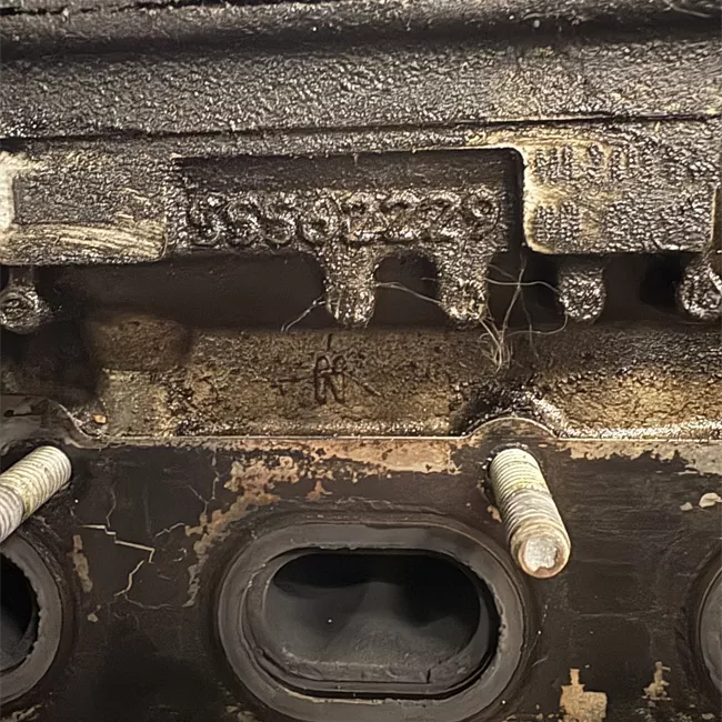 Motore semicompleto rotazionale