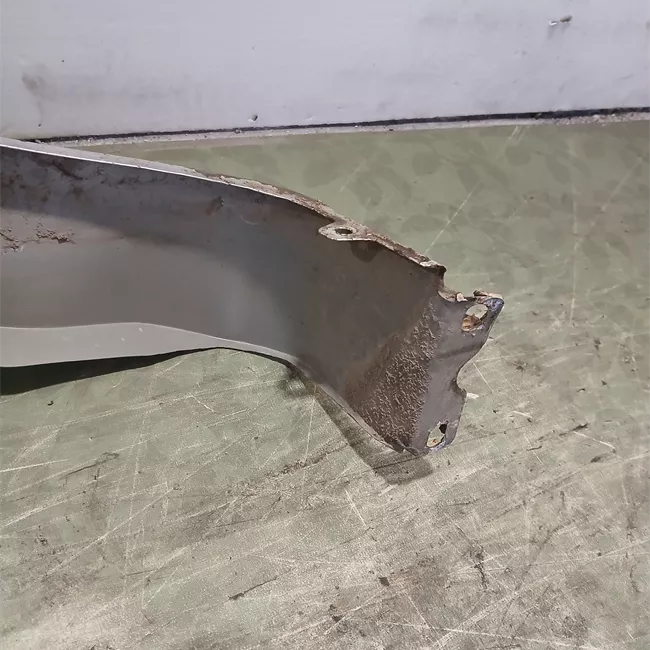 Parafango anteriore sinistro