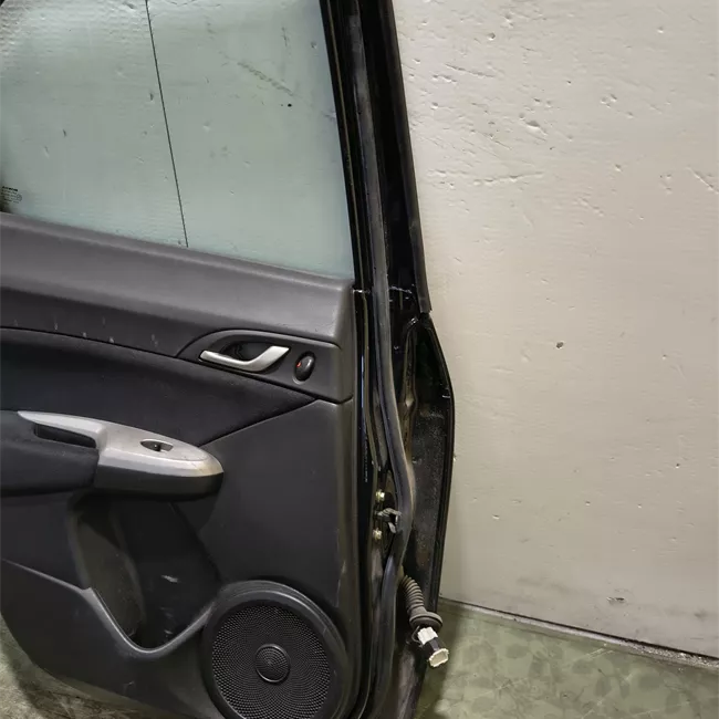 Porta posteriore sinistra