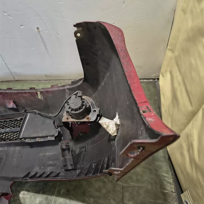 Paraurti anteriore con tergilavafari primer