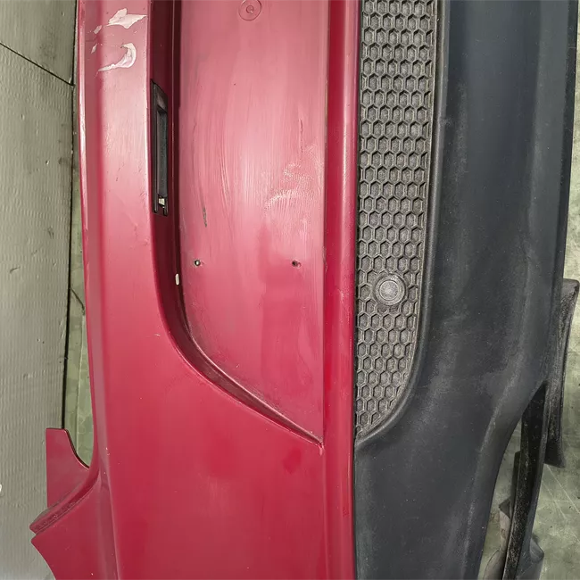 Paraurti posteriore con sensori parcheggio primer