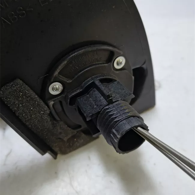 Retrovisore esterno sinistro