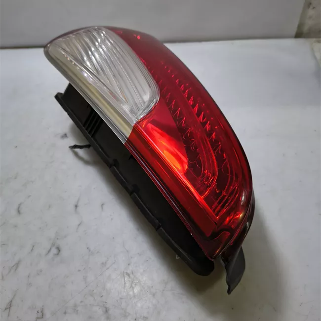 Fanale posteriore destro