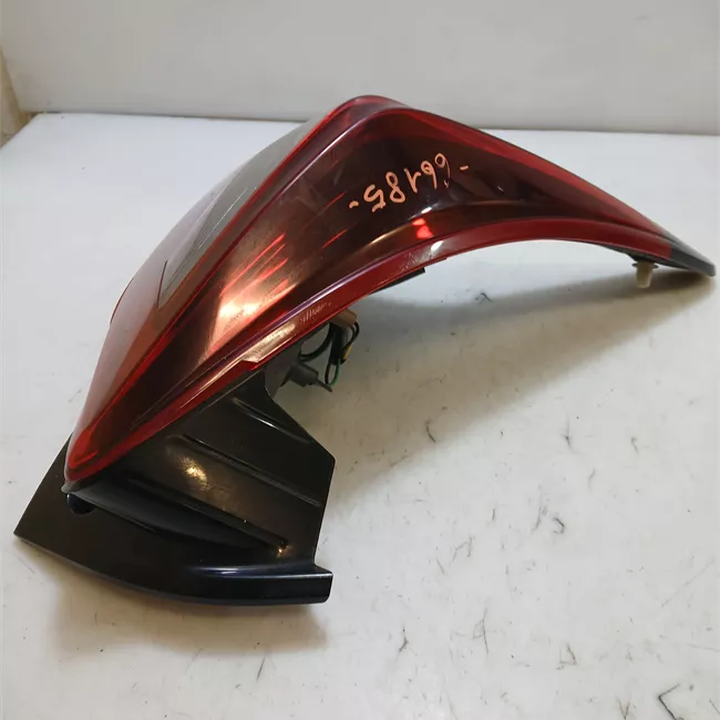 Fanale posteriore sinistro